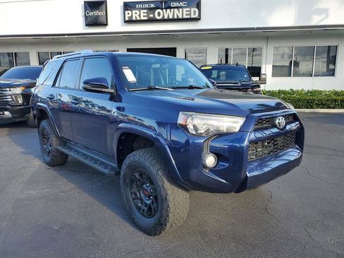 Used 2018 Toyota 4Runner SR5 Premium image 17
