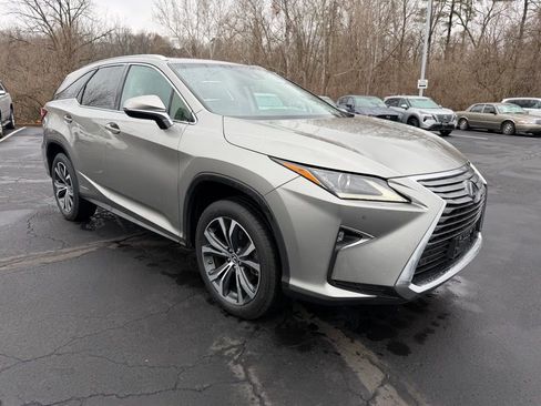 Used 2018 Lexus RX 450hL Premium w/ Premium Package image 3