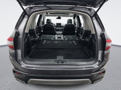 Used 2024 Honda Pilot Touring image 26