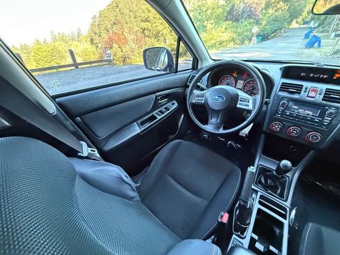 Used 2014 Subaru Crosstrek 2.0i Premium image 20