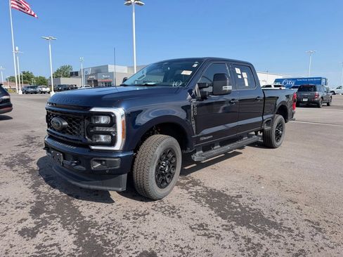 Used 2025 Ford F250 Lariat w/ Lariat Ultimate Package AWD/4WD image 1