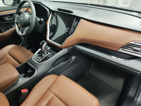 Used 2025 Subaru Outback Touring image 8