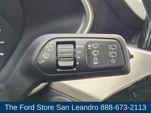 Certified 2022 Ford Escape SE w/ SE Sport Appearance Package image 27