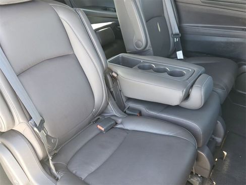 Used 2021 Honda Odyssey EX-L image 27