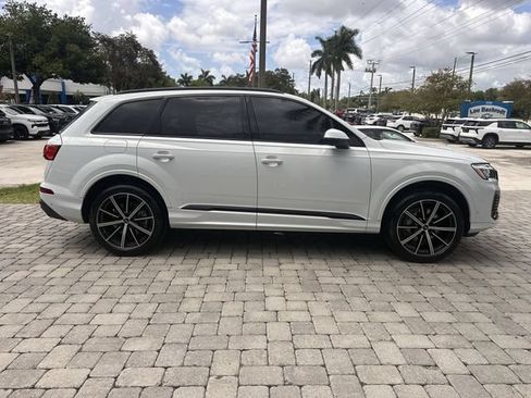 Used 2025 Audi Q7 2.0T Premium Plus w/ Premium Plus Package AWD/4WD image 14