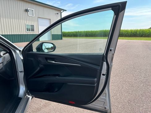 Used 2025 Toyota Camry LE FWD image 28
