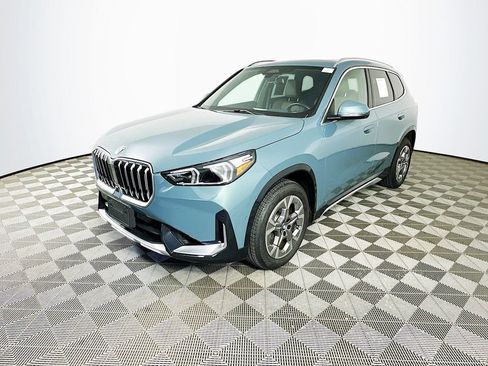 Used 2025 BMW X1 xDrive28i w/ Premium Package AWD/4WD image 4