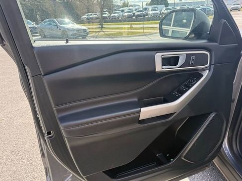 Used 2023 Ford Explorer XLT w/ Equipment Group 202A image 12