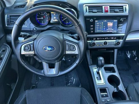 Used 2016 Subaru Outback 2.5i Premium image 16