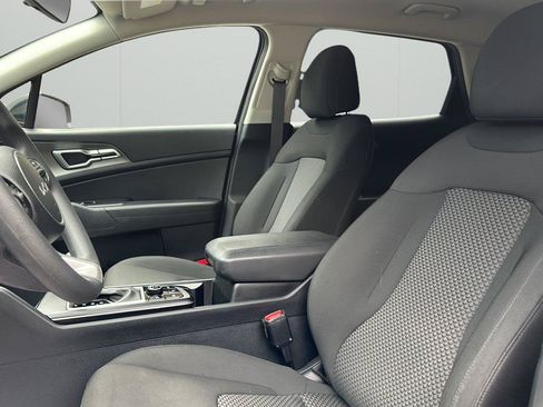 Used 2024 Kia Sportage LX AWD/4WD image 10