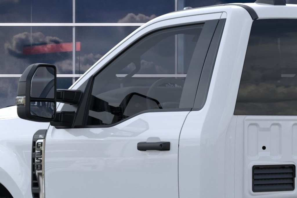 New 2026 Ford F350 XL w/ XL Chrome Package RWD image 24