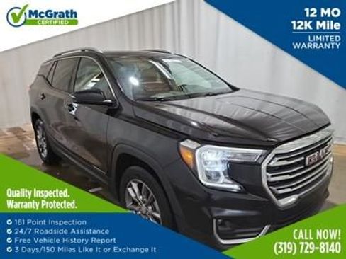 Used 2024 GMC Terrain SLT w/ Infotainment Package II image 1
