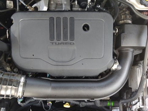 Used 2021 Chevrolet Blazer LT image 30