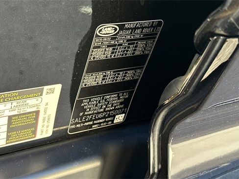 Certified 2023 Land Rover Defender 130 X-Dynamic SE image 30