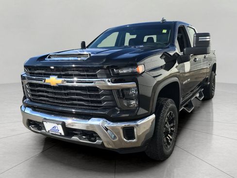 Used 2024 Chevrolet Silverado 2500 LT image 11