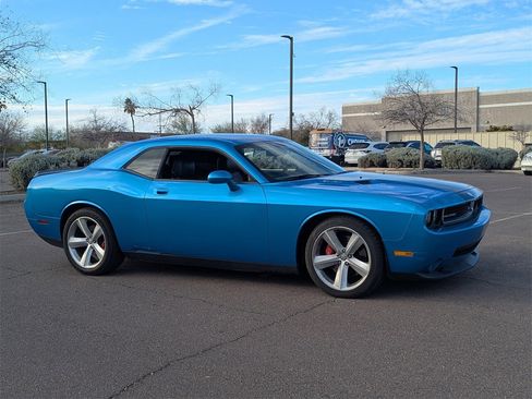 Used 2009 Dodge Challenger SRT8 w/ SRT Option Group II image 8