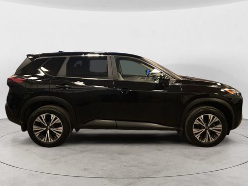Used 2023 Nissan Rogue SV AWD/4WD image 7