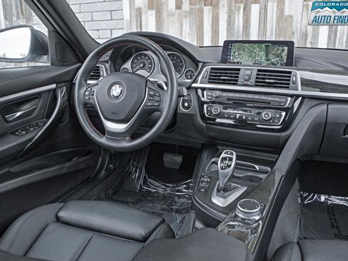 Used 2018 BMW 330i xDrive Sedan AWD/4WD image 16