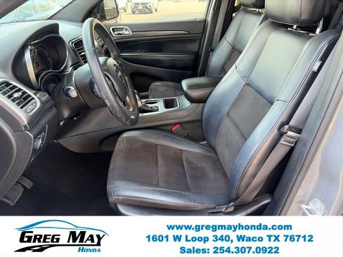 Used 2019 Jeep Grand Cherokee Altitude RWD image 22