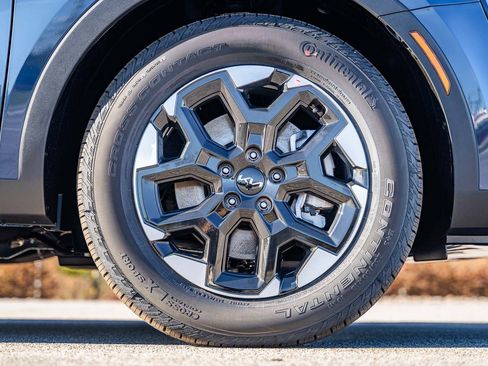 New 2026 Kia Sorento S w/ S Panoramic Sunroof Package image 5