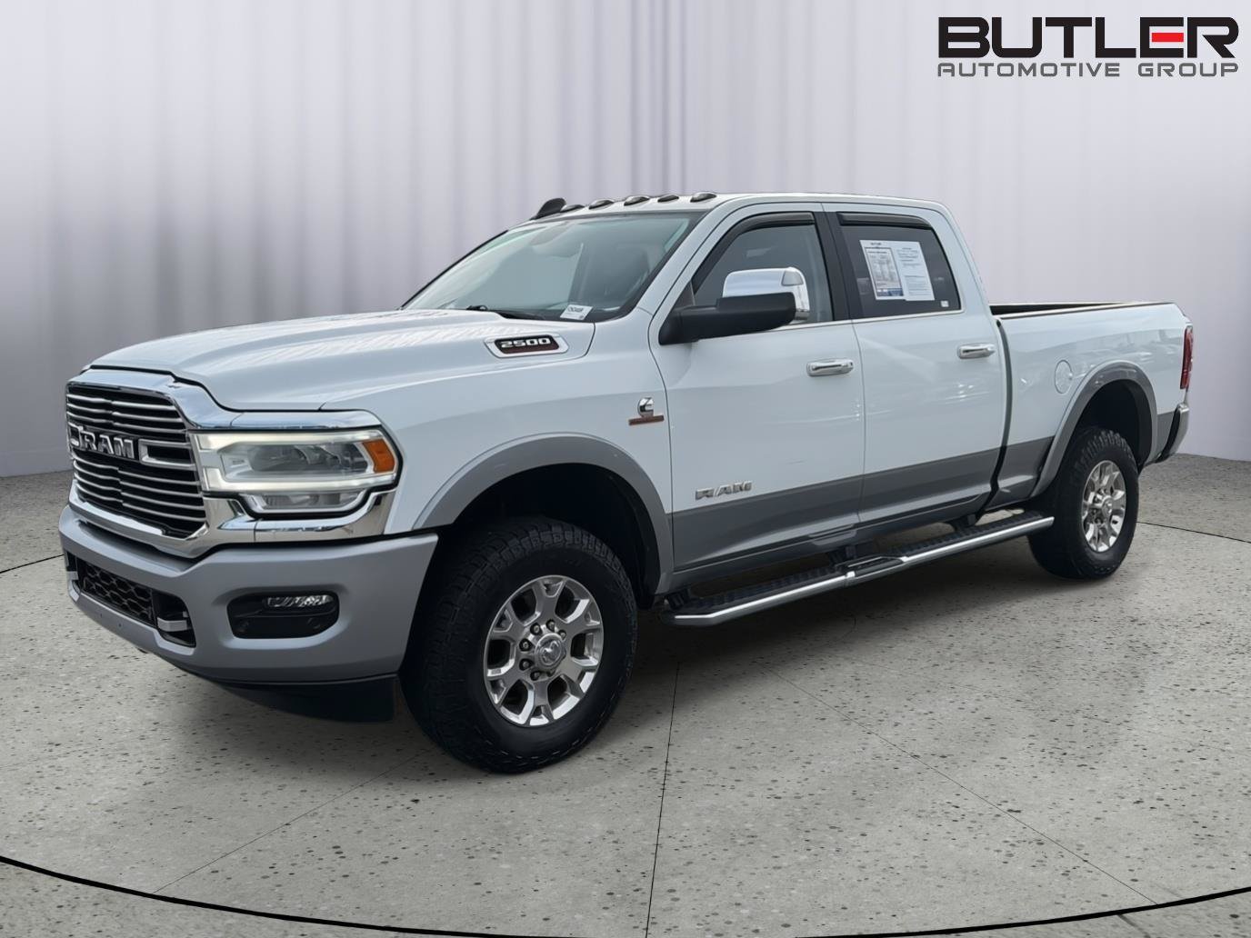 Used 2022 RAM 2500 Laramie AWD/4WD image 2