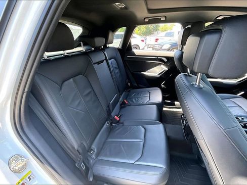Used 2020 Audi Q3 2.0T Premium Plus w/ Premium Plus Package AWD/4WD image 21