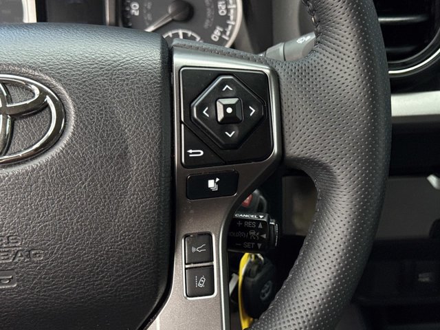 Used 2021 Toyota Tacoma SR5 RWD image 26