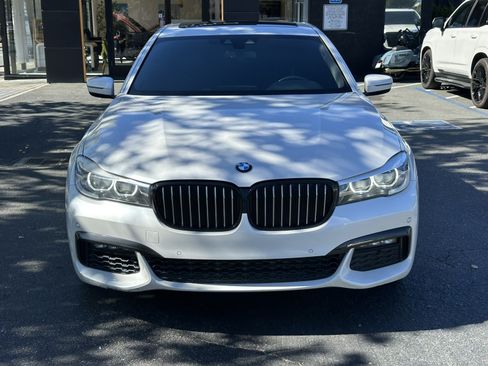 Used 2018 BMW 740i RWD image 5