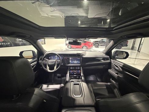 Used 2022 GMC Yukon XL Denali RWD image 20