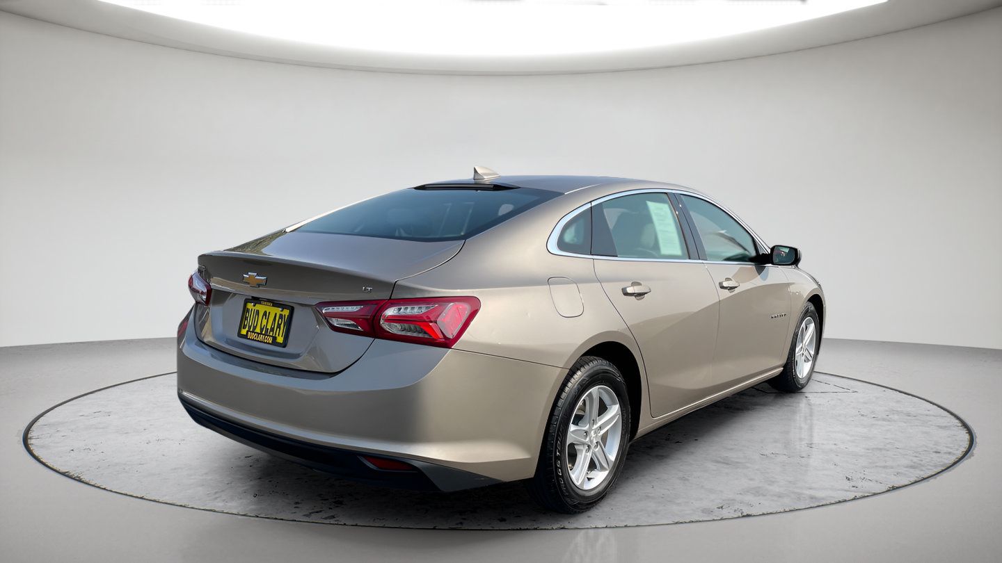 Used 2022 Chevrolet Malibu LT FWD image 5
