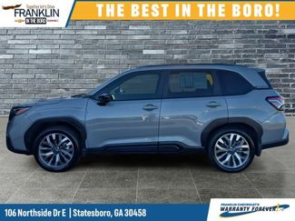 Used 2025 Subaru Forester Touring w/ Popular Package - Touring video 2