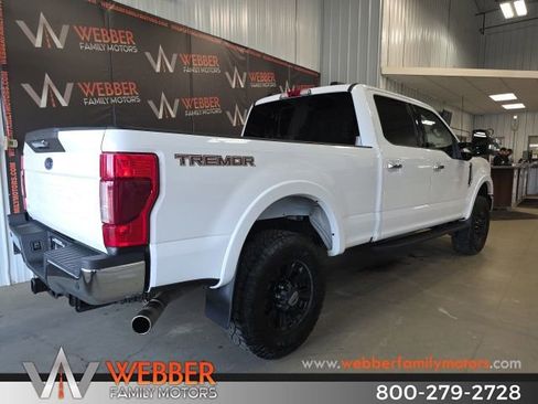 Used 2022 Ford F250 Lariat w/ Tremor Off-Road Package image 7
