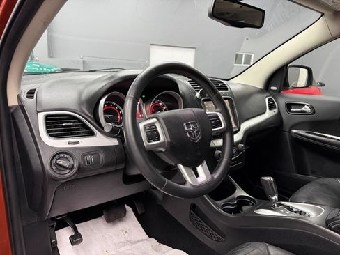 Used 2014 Dodge Journey Limited w/ Flexible Seating Group FWD image 20