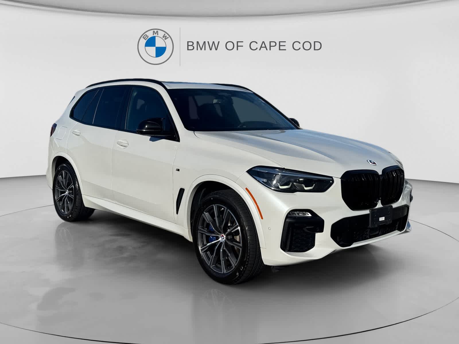 Used 2021 BMW X5 M50i AWD/4WD image 1
