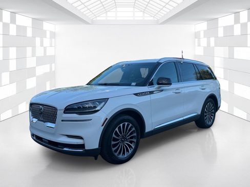 Used 2022 Lincoln Aviator Reserve w/ Elements Package Plus RWD image 3