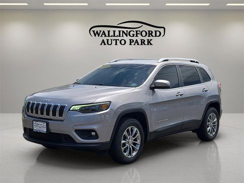 Used 2020 Jeep Cherokee Latitude Plus image 1