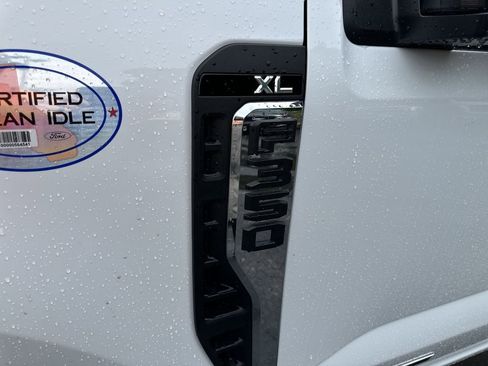 New 2025 Ford F350 XL w/ XL Chrome Package image 10