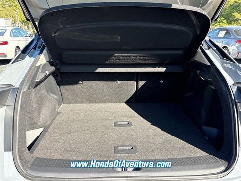 Used 2024 Nissan Ariya FWD image 15