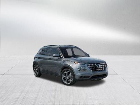 New 2026 Hyundai Venue SEL image 2