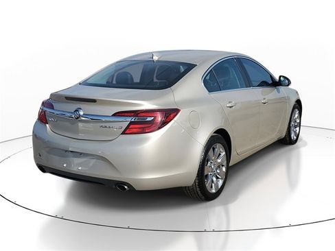 Used 2015 Buick Regal Premium image 4