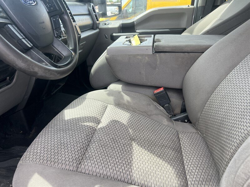 Used 2021 Ford F550 4x4 Crew Cab Super Duty image 14