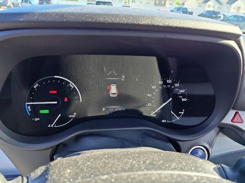 Used 2023 Toyota Sienna XSE w/ XSE Plus Package image 8