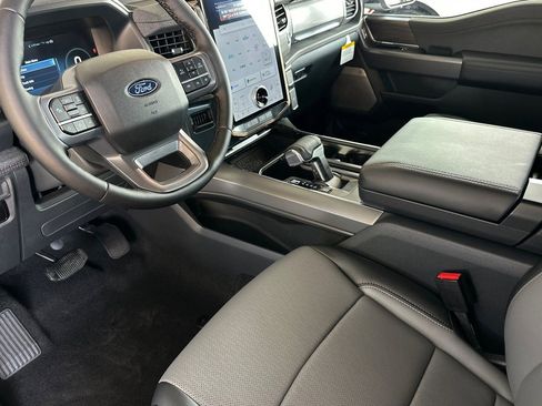 New 2025 Ford F150 Lightning Lariat image 9