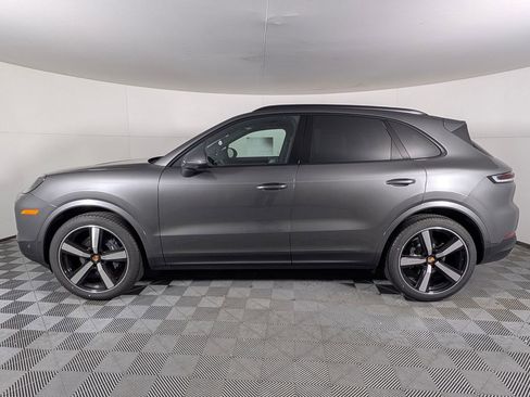 New 2026 Porsche Cayenne image 2