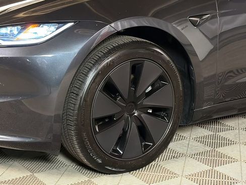 Used 2024 Tesla Model 3 Long Range image 4