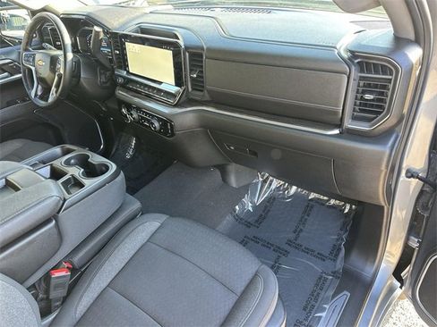 Used 2024 Chevrolet Silverado 1500 LT image 28