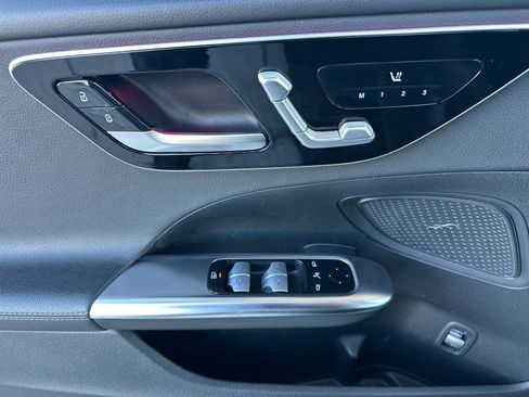 Used 2023 Mercedes-Benz C 300 C 300 image 10