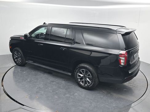 Used 2023 Chevrolet Suburban Z71 w/ Luxury Package image 63
