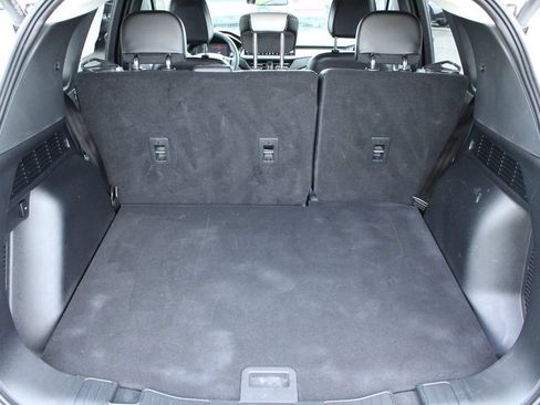 Used 2024 Ford Escape SE FWD image 9