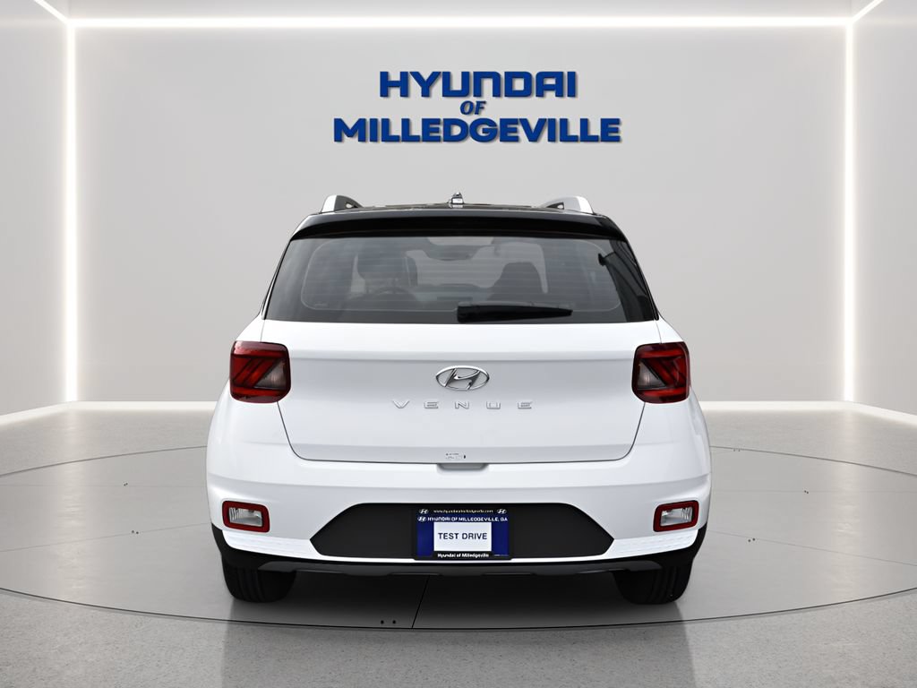 New 2026 Hyundai Venue SEL FWD image 4